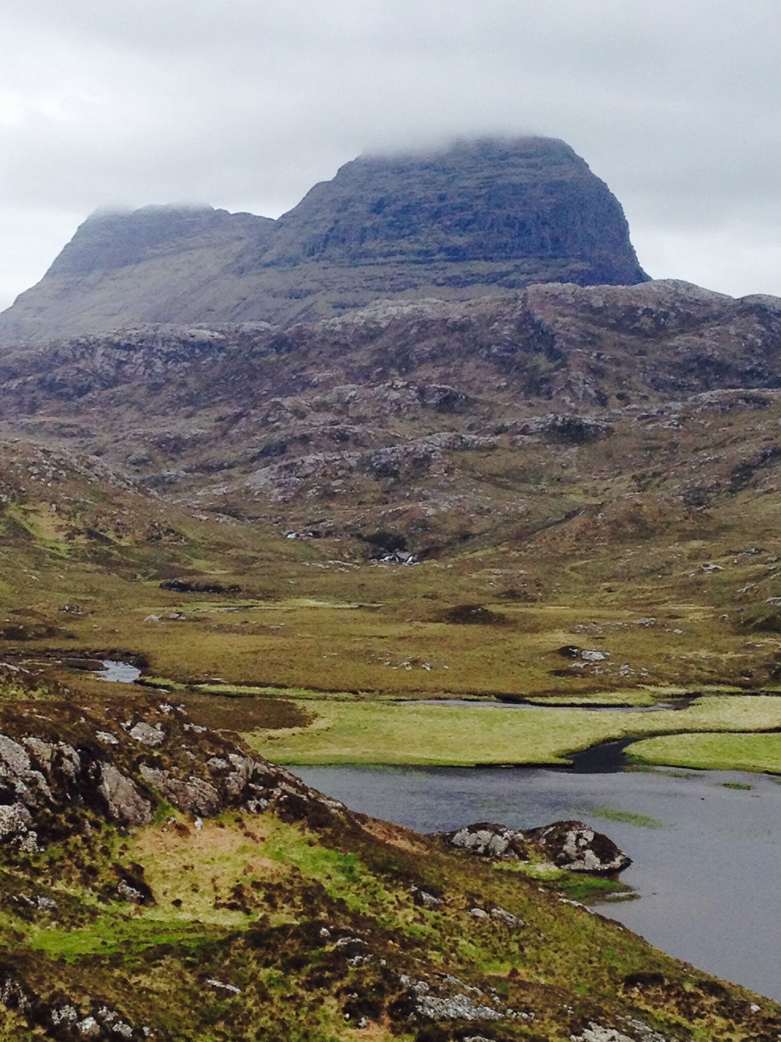 The walk into Sula Bheinn